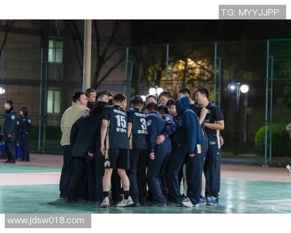 球队阵容调整新策略探讨提升战斗力与团队协作的关键因素