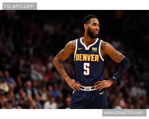 巴顿突破传中助力球队逆转胜利展现出色团队配合与个人能力 巴顿突破传中助力球队逆转胜利展现出色团队配合与个人能力