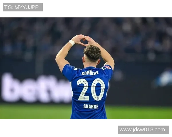 沙尔克04客场失利,德甲排名下跌至第七位:解析球队困境与未来展望 沙尔克04客场失利,德甲排名下跌至第七位:解析球队困境与未来展望